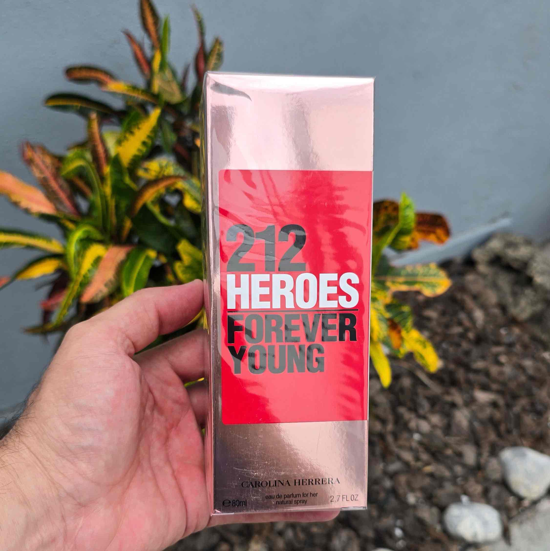 CAROLINA HERRERA CH 212 HÉROES 80 ML
